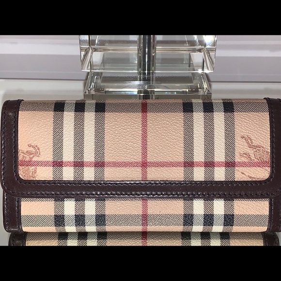 Burberry Wallet - Picture 1 of 9